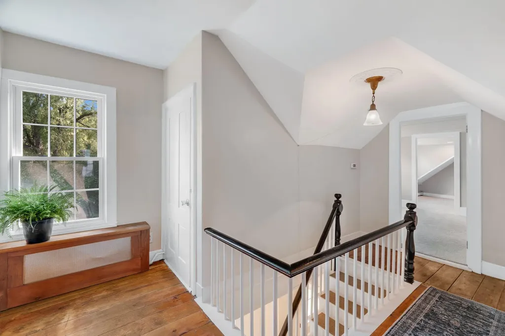 17 Green Street Thomaston ME 04861