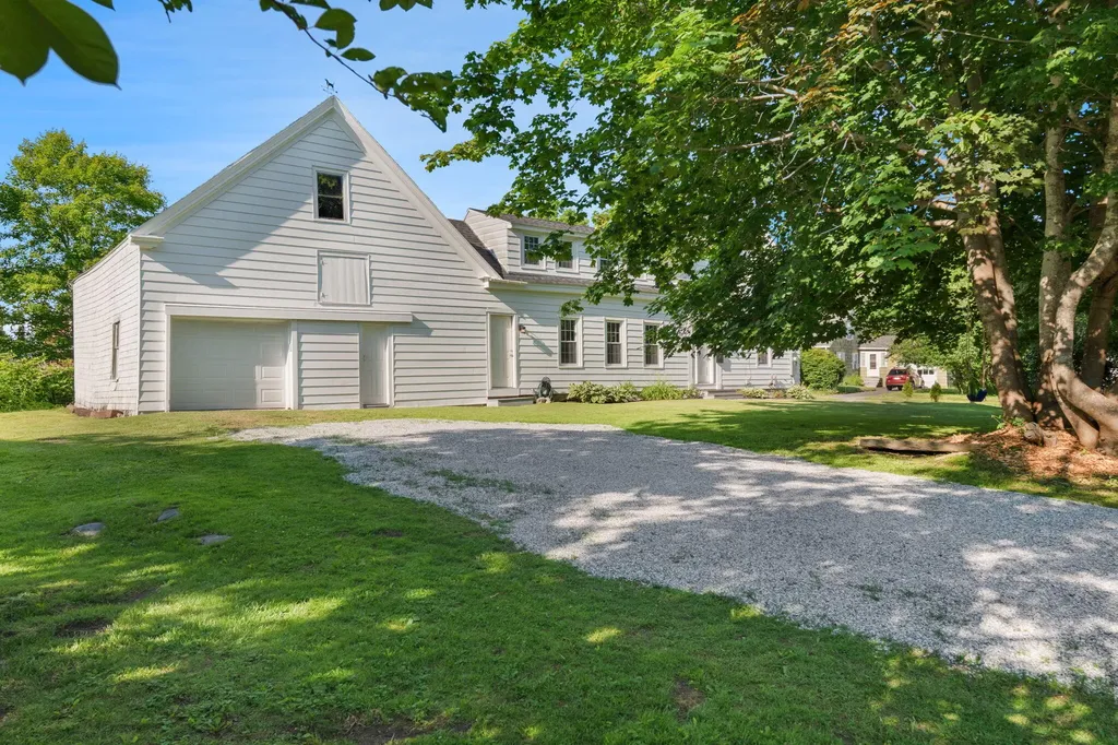 17 Green Street Thomaston ME 04861