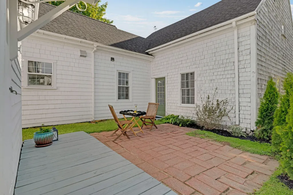 17 Green Street Thomaston ME 04861