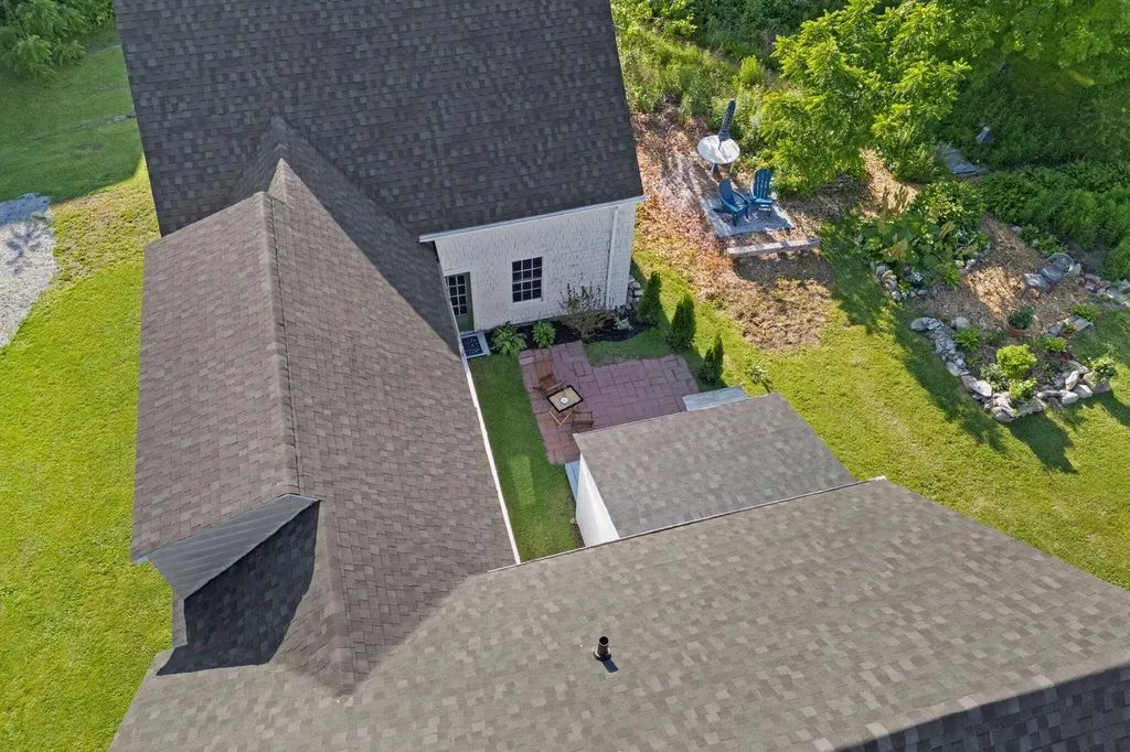 17 Green Street Thomaston ME 04861
