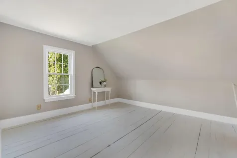17 Green Street Thomaston ME 04861