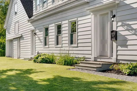 17 Green Street Thomaston ME 04861