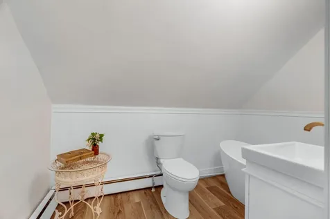 17 Green Street Thomaston ME 04861