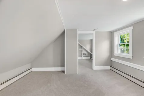 17 Green Street Thomaston ME 04861