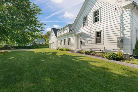 17 Green Street Thomaston ME 04861