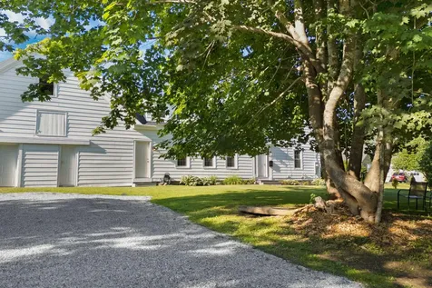 17 Green Street Thomaston ME 04861