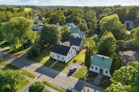 17 Green Street Thomaston ME 04861