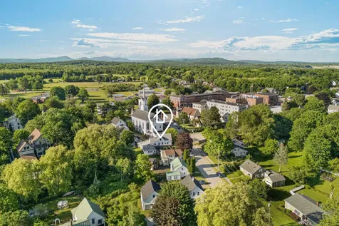 17 Green Street Thomaston ME 04861