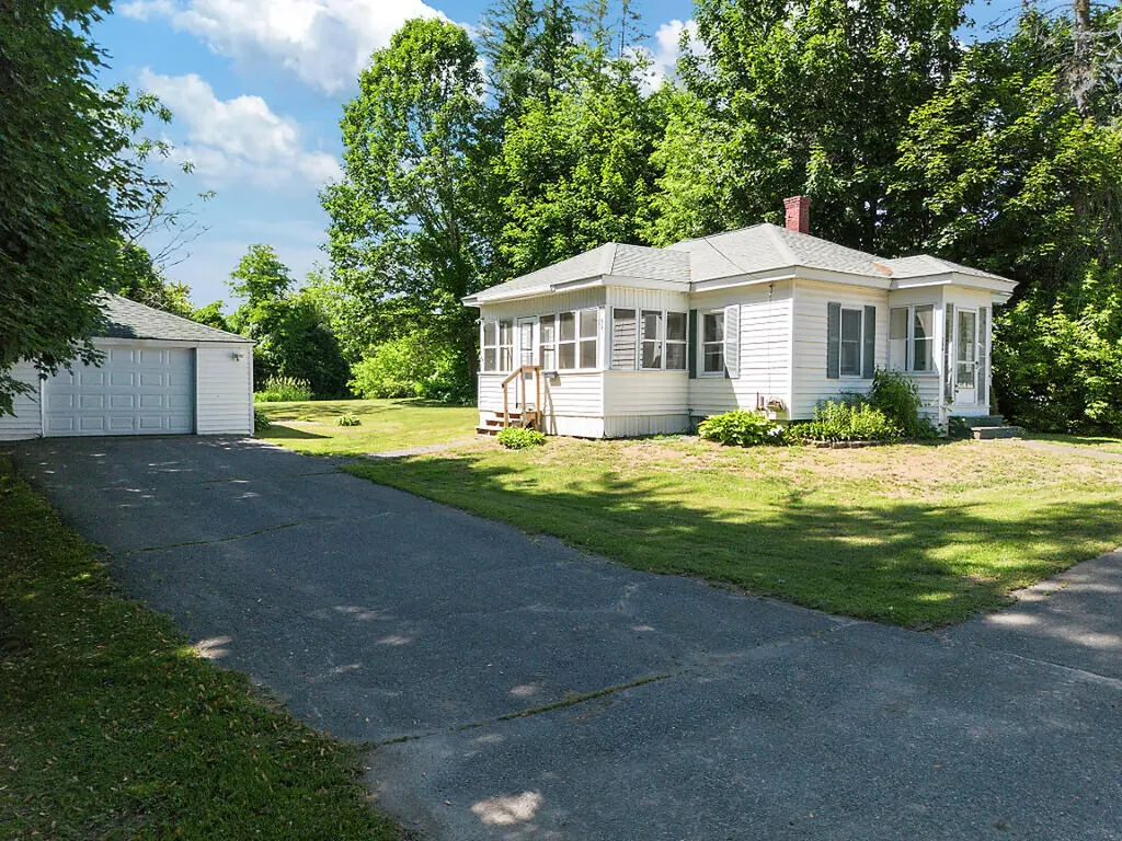 344 Benton Avenue Winslow ME 04901