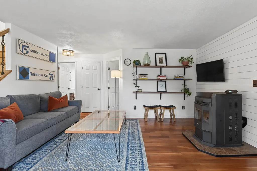 798 Maine Street Poland ME 04274