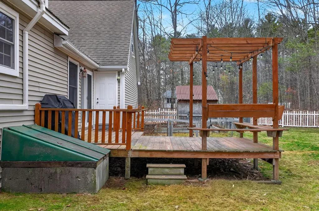 798 Maine Street Poland ME 04274