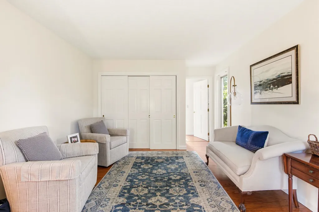 12 Foreside Common Falmouth ME 04105