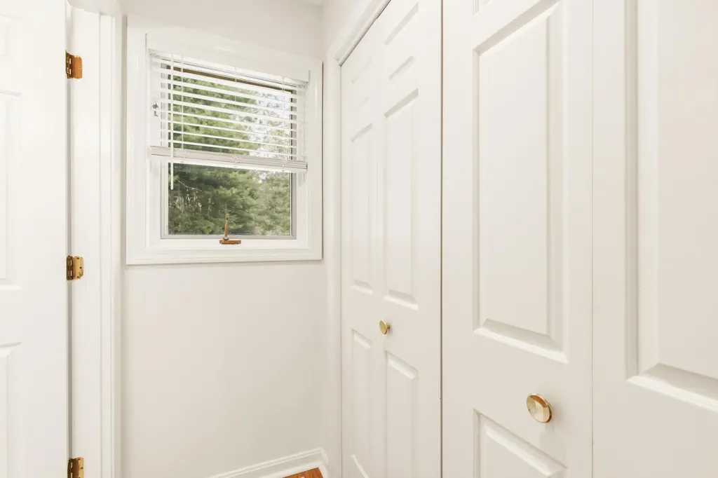 12 Foreside Common Falmouth ME 04105