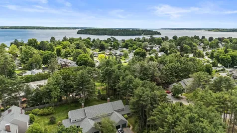 12 Foreside Common Falmouth ME 04105