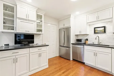 12 Foreside Common Falmouth ME 04105