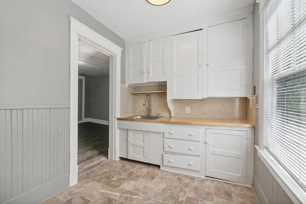 37 Union Street Lewiston ME 04240