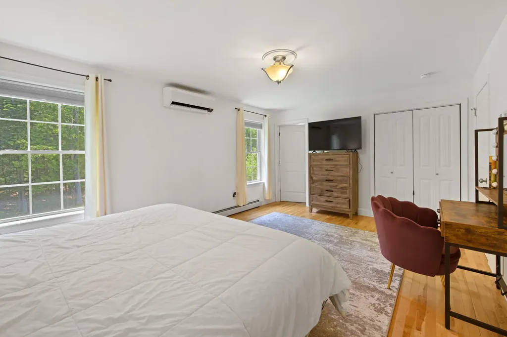 29 Merritt Drive Orono ME 04473