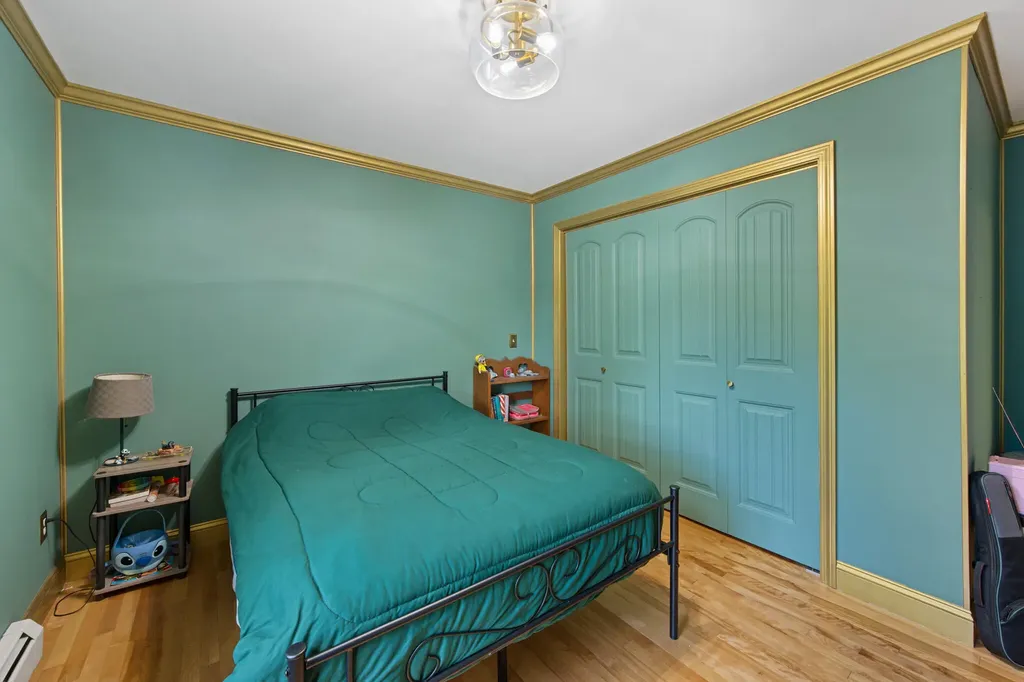 29 Merritt Drive Orono ME 04473
