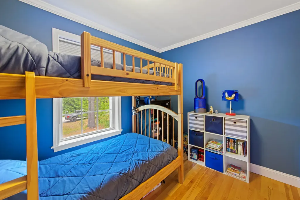29 Merritt Drive Orono ME 04473