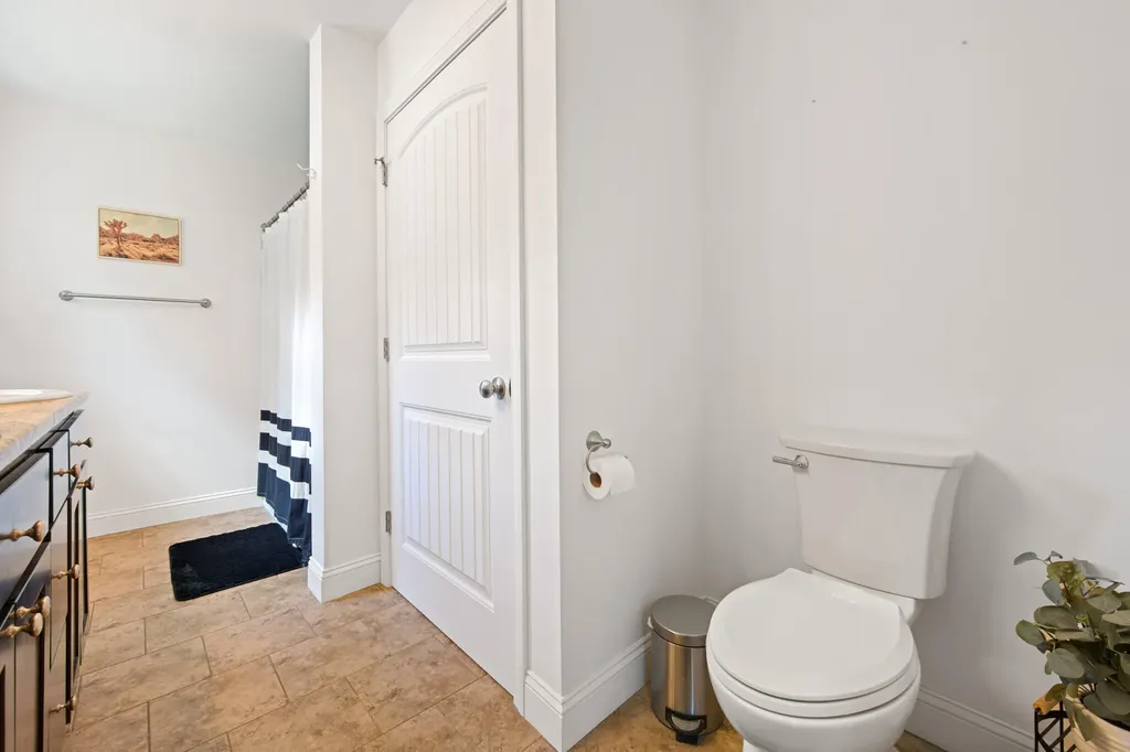29 Merritt Drive Orono ME 04473