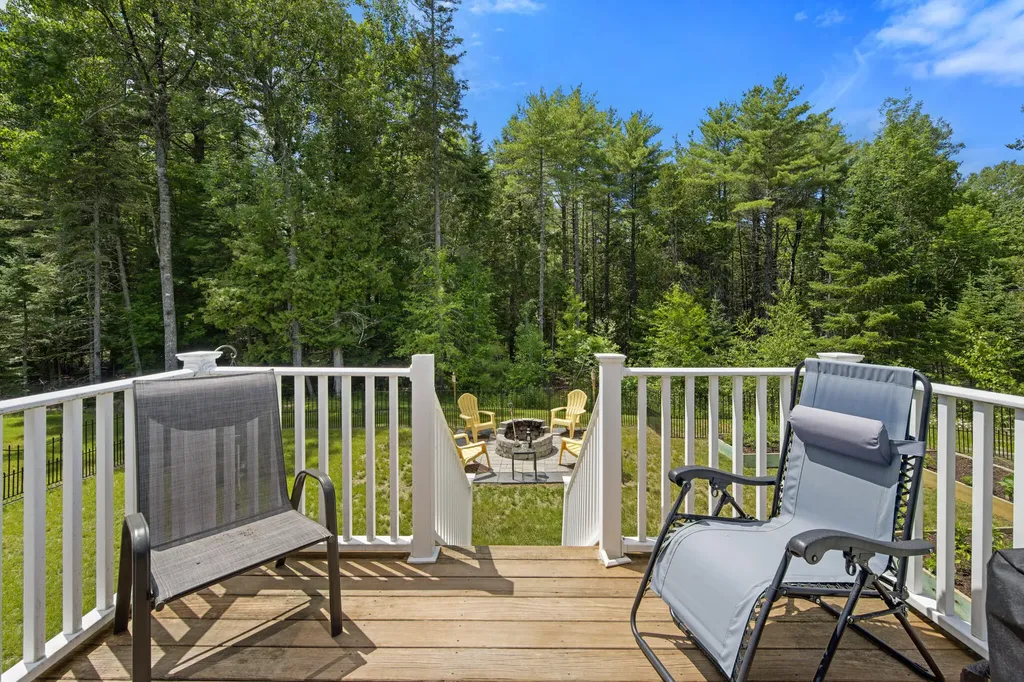 29 Merritt Drive Orono ME 04473