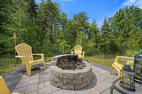 29 Merritt Drive Orono ME 04473