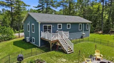 29 Merritt Drive Orono ME 04473