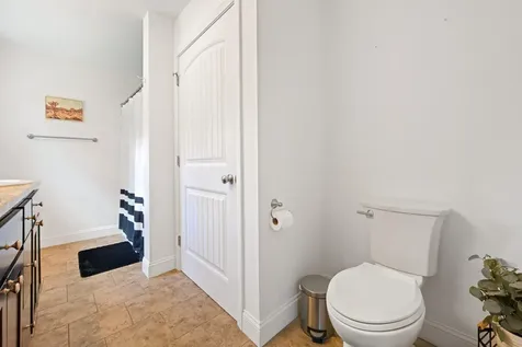 29 Merritt Drive Orono ME 04473