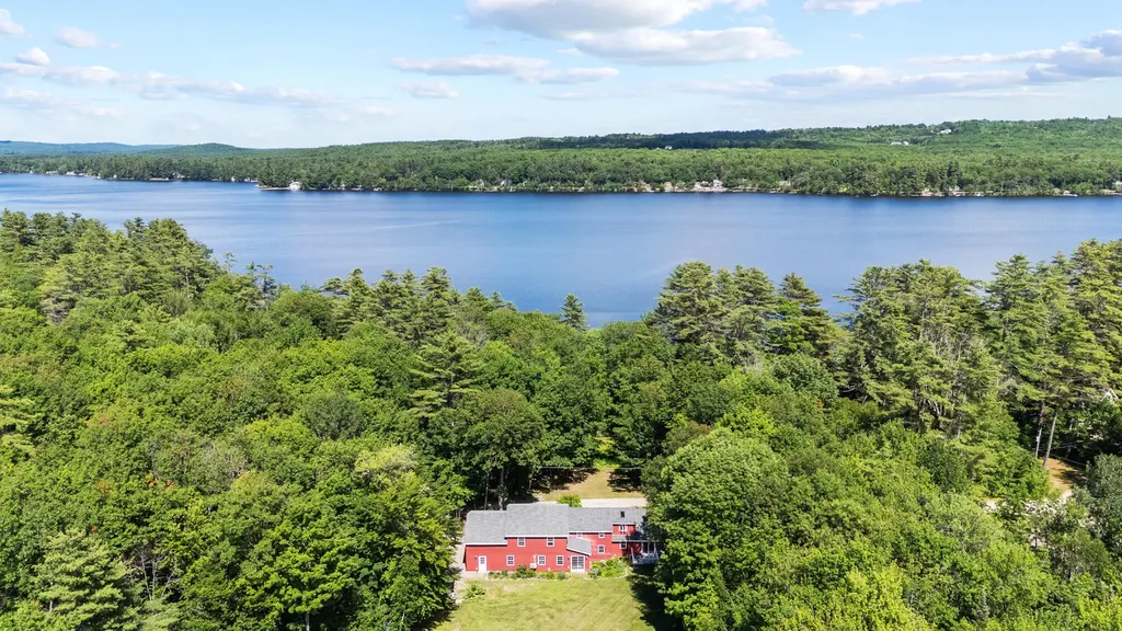 106 Fernald Road Poland ME 04274