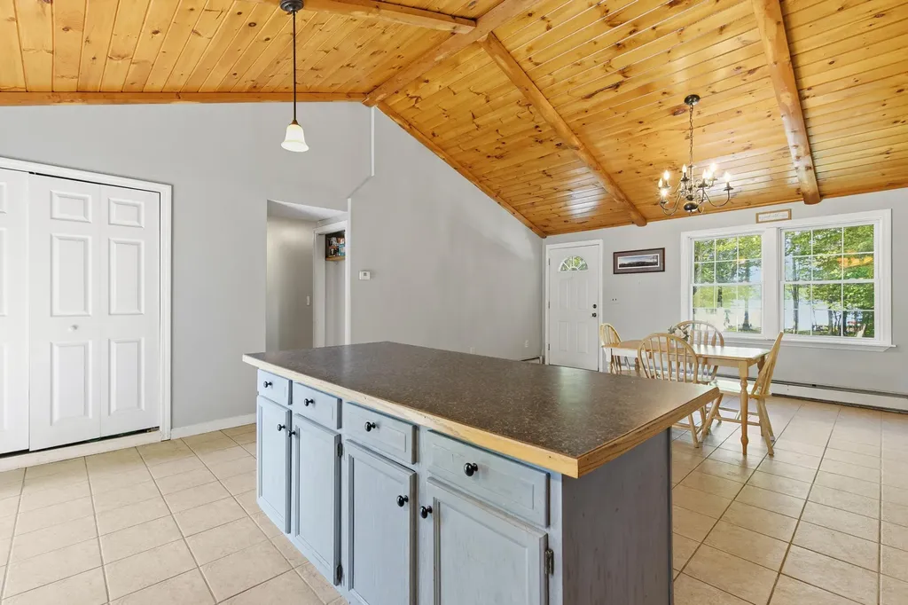 106 Fernald Road Poland ME 04274