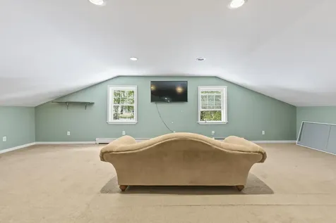 106 Fernald Road Poland ME 04274