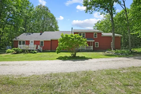 106 Fernald Road Poland ME 04274