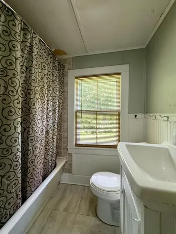 5 Snyder Road Eastport ME 04631
