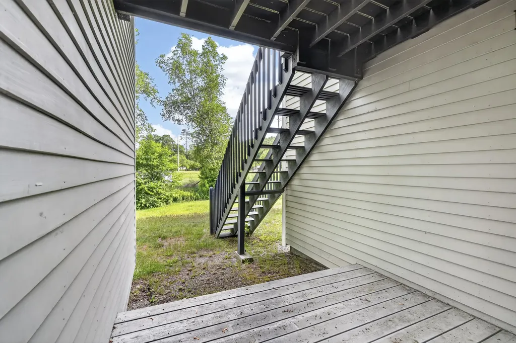 7 Cherry Lane Bethel ME 04217