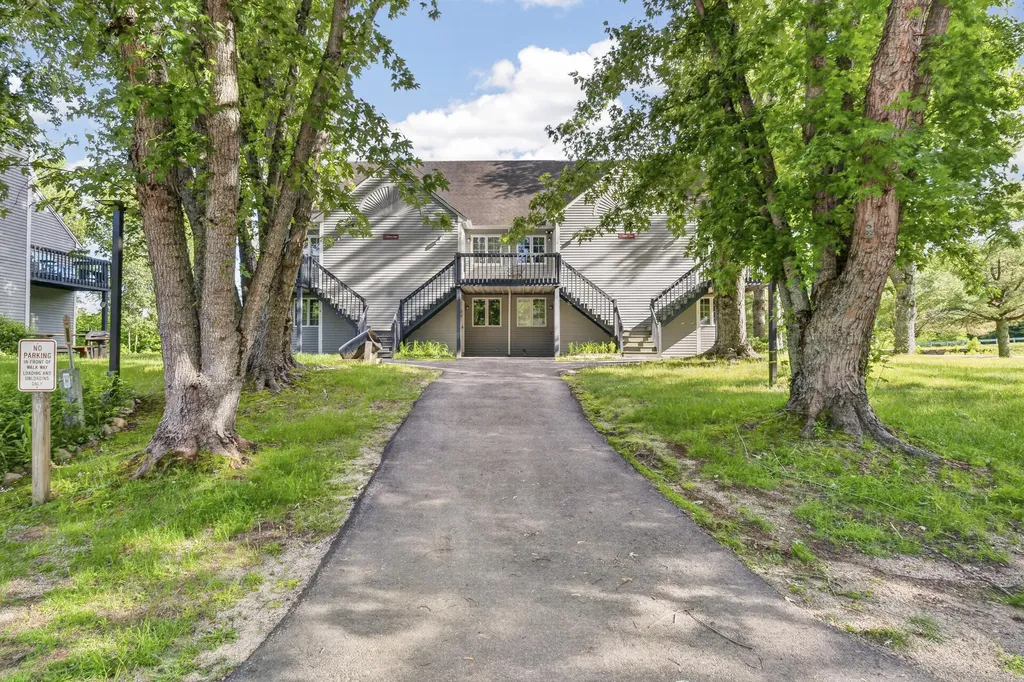 7 Cherry Lane Bethel ME 04217
