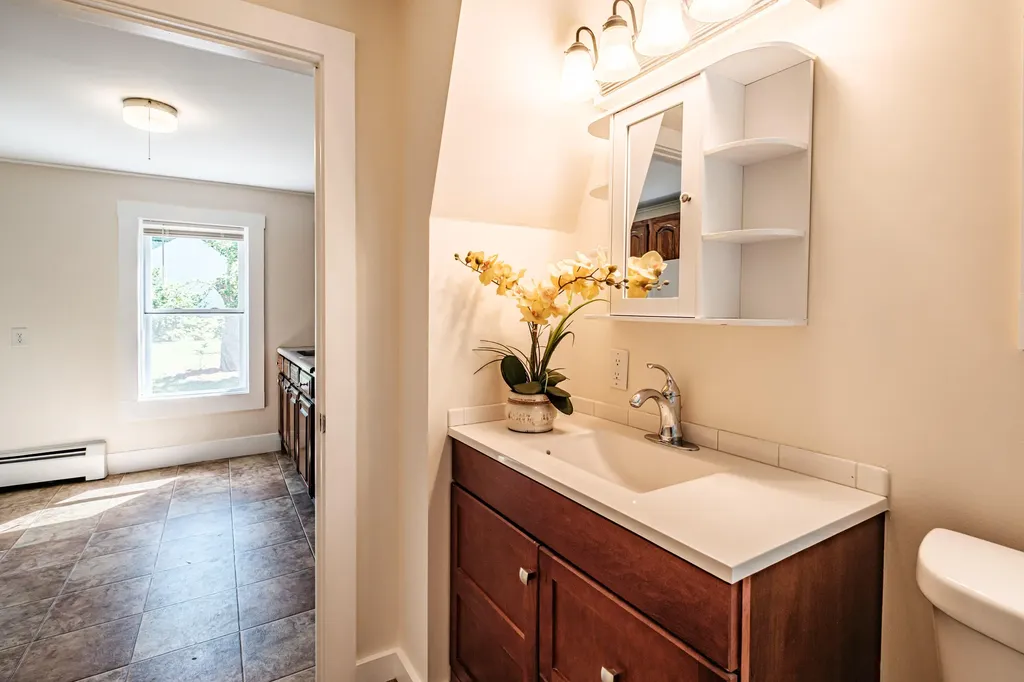 41 Tandberg Trail Windham ME 04062