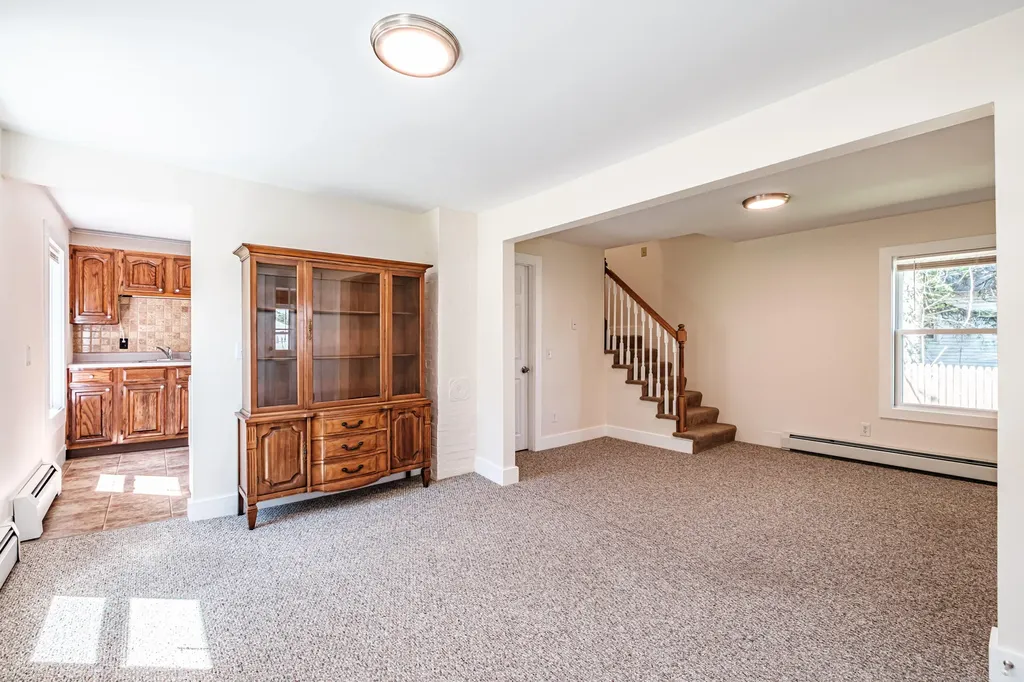 41 Tandberg Trail Windham ME 04062