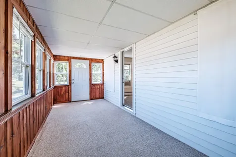41 Tandberg Trail Windham ME 04062