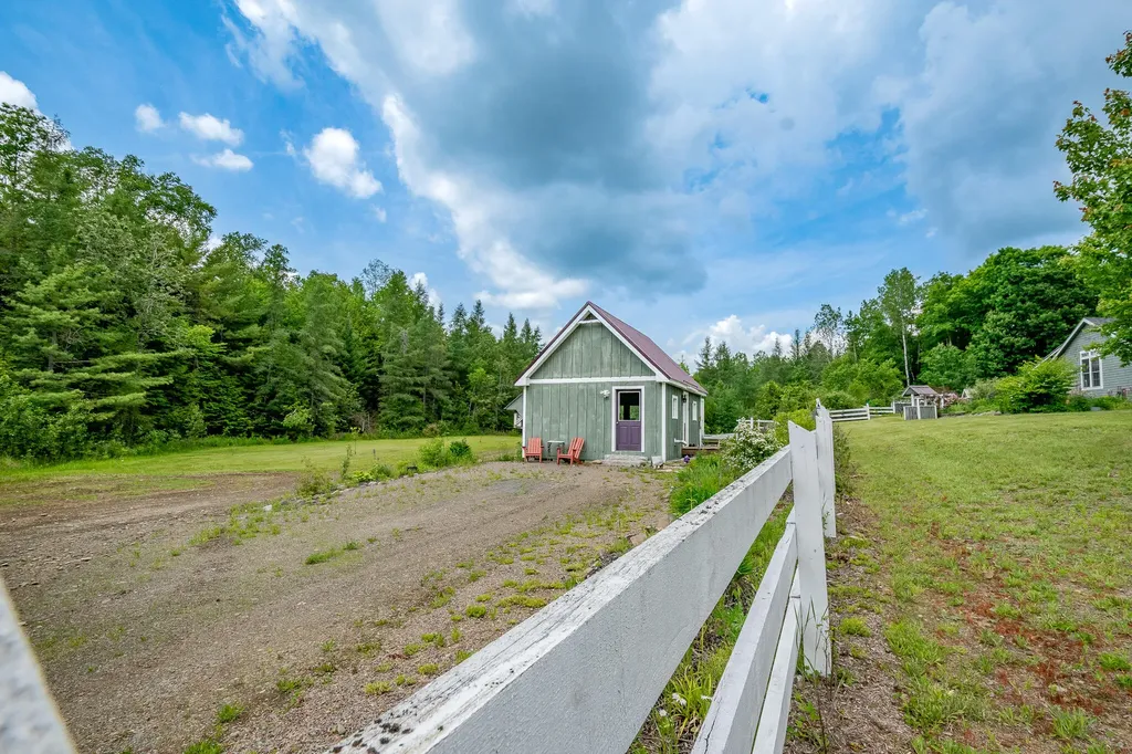 154 Merrills Mills Road Dover-foxcroft ME 04426
