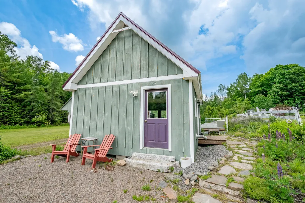 154 Merrills Mills Road Dover-foxcroft ME 04426