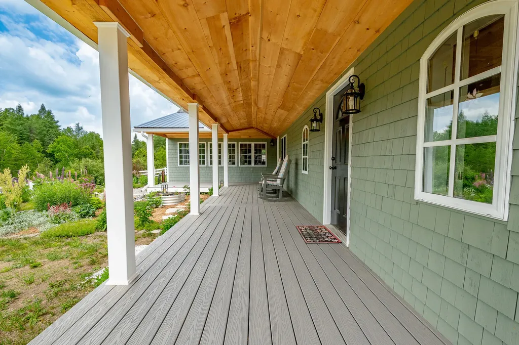 154 Merrills Mills Road Dover-foxcroft ME 04426