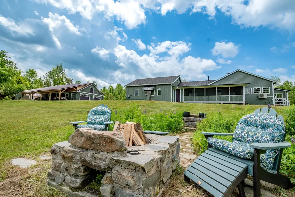 154 Merrills Mills Road Dover-foxcroft ME 04426