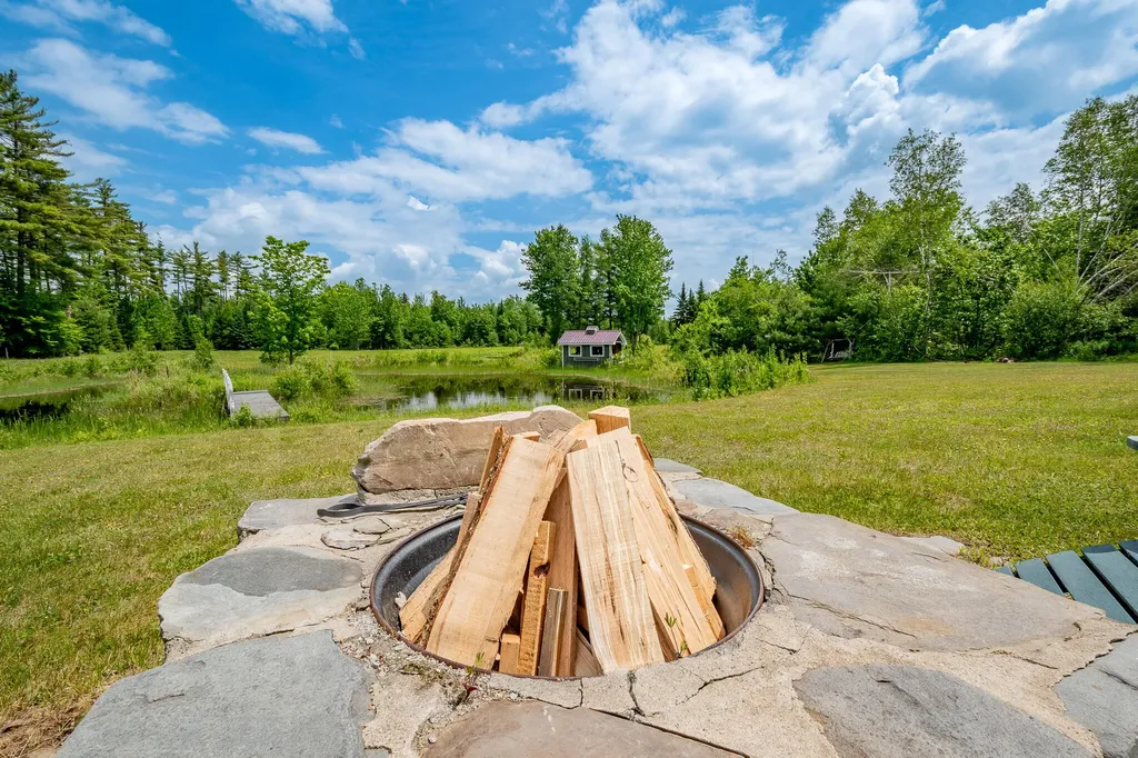 154 Merrills Mills Road Dover-foxcroft ME 04426