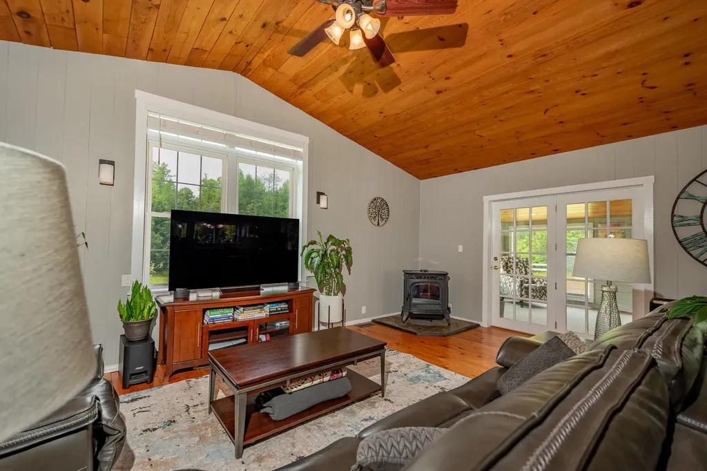 154 Merrills Mills Road Dover-foxcroft ME 04426