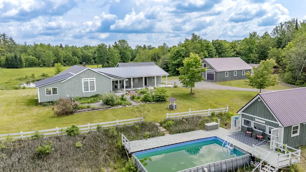 154 Merrills Mills Road Dover-foxcroft ME 04426