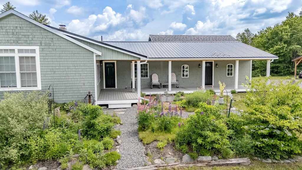 154 Merrills Mills Road Dover-foxcroft ME 04426