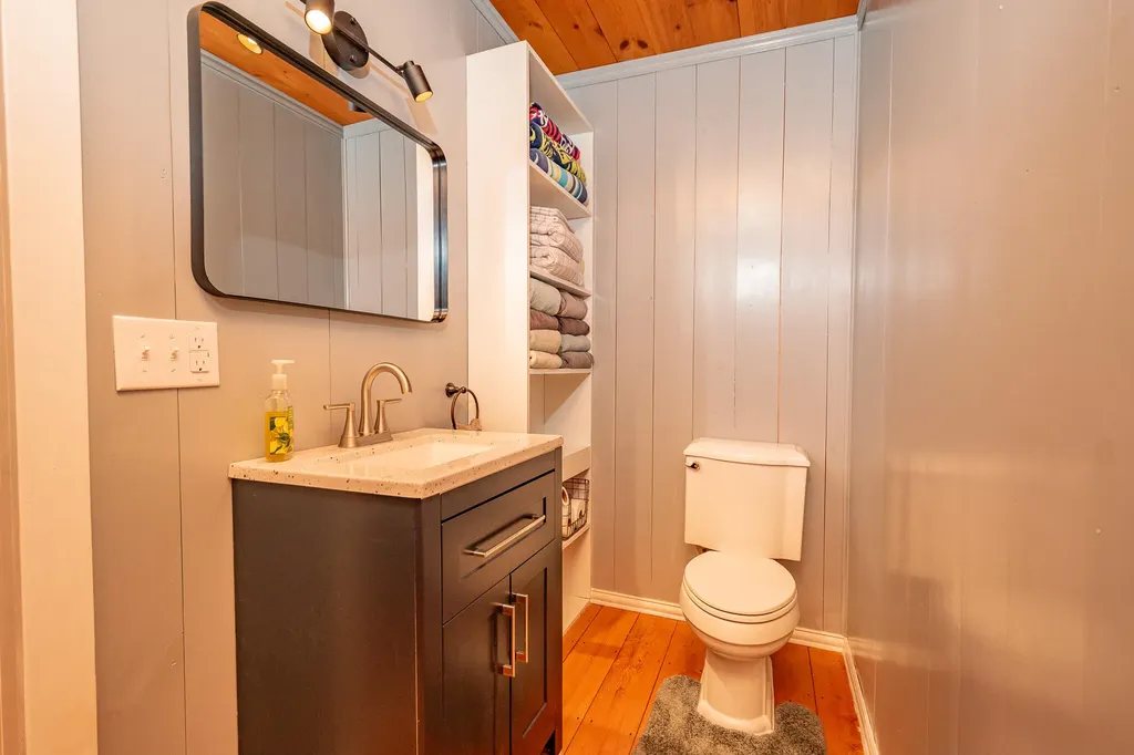 154 Merrills Mills Road Dover-foxcroft ME 04426