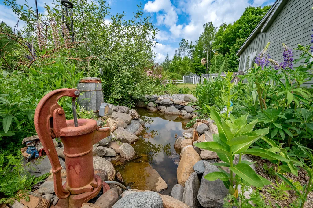 154 Merrills Mills Road Dover-foxcroft ME 04426