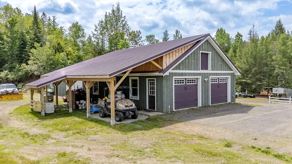 154 Merrills Mills Road Dover-foxcroft ME 04426