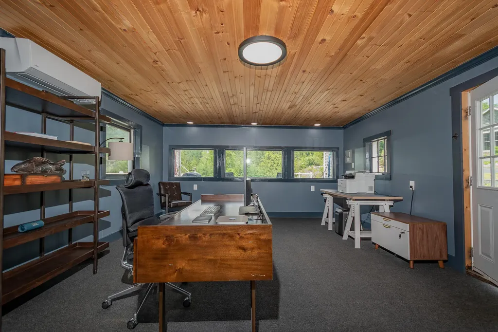 154 Merrills Mills Road Dover-foxcroft ME 04426